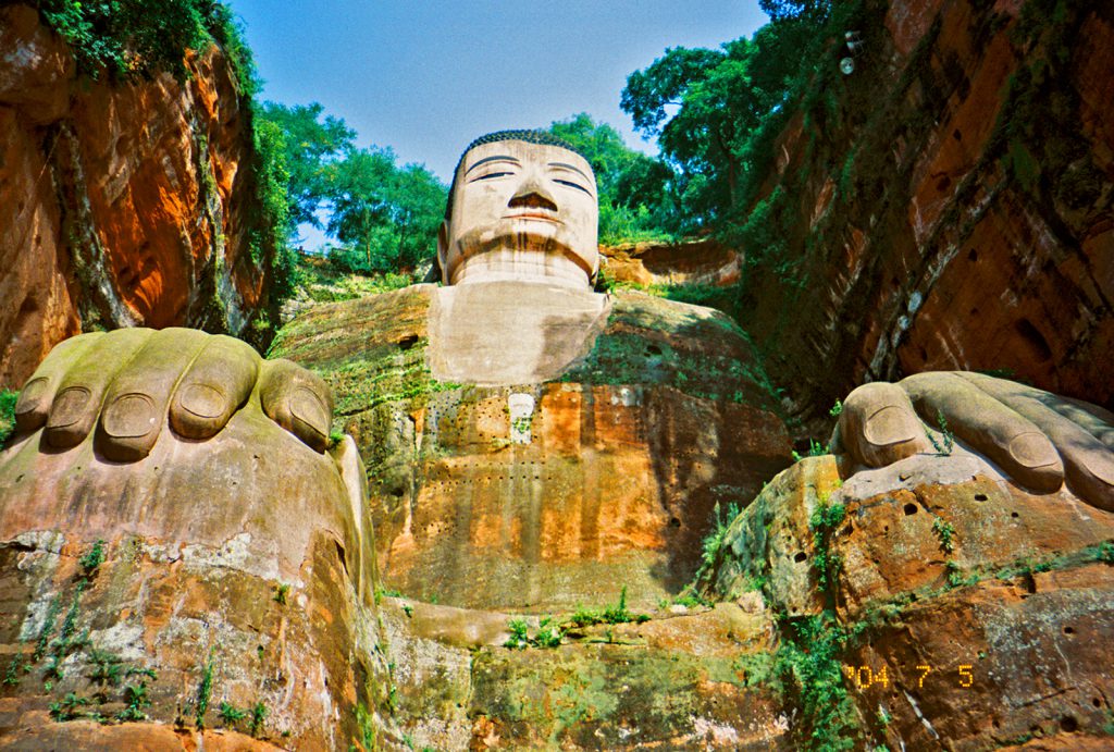About Leshan Buddha – photos and importance today